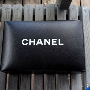 CHANEL Black Gift Box with‎ White Logo